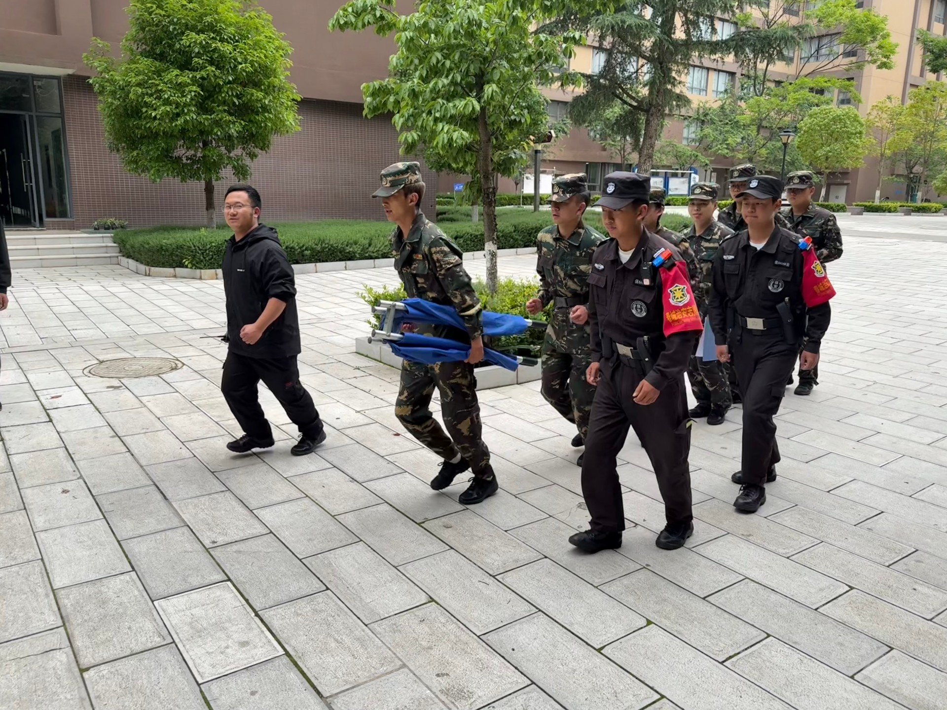 食品安全应急演练——筑牢校园安全防线